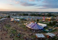 glastonbury 2025 tickets price, date, tricks to get free VIP Tickets - samdrew