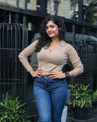 ritika singh family, father, husband, biography, net worth 2024 - samdrew